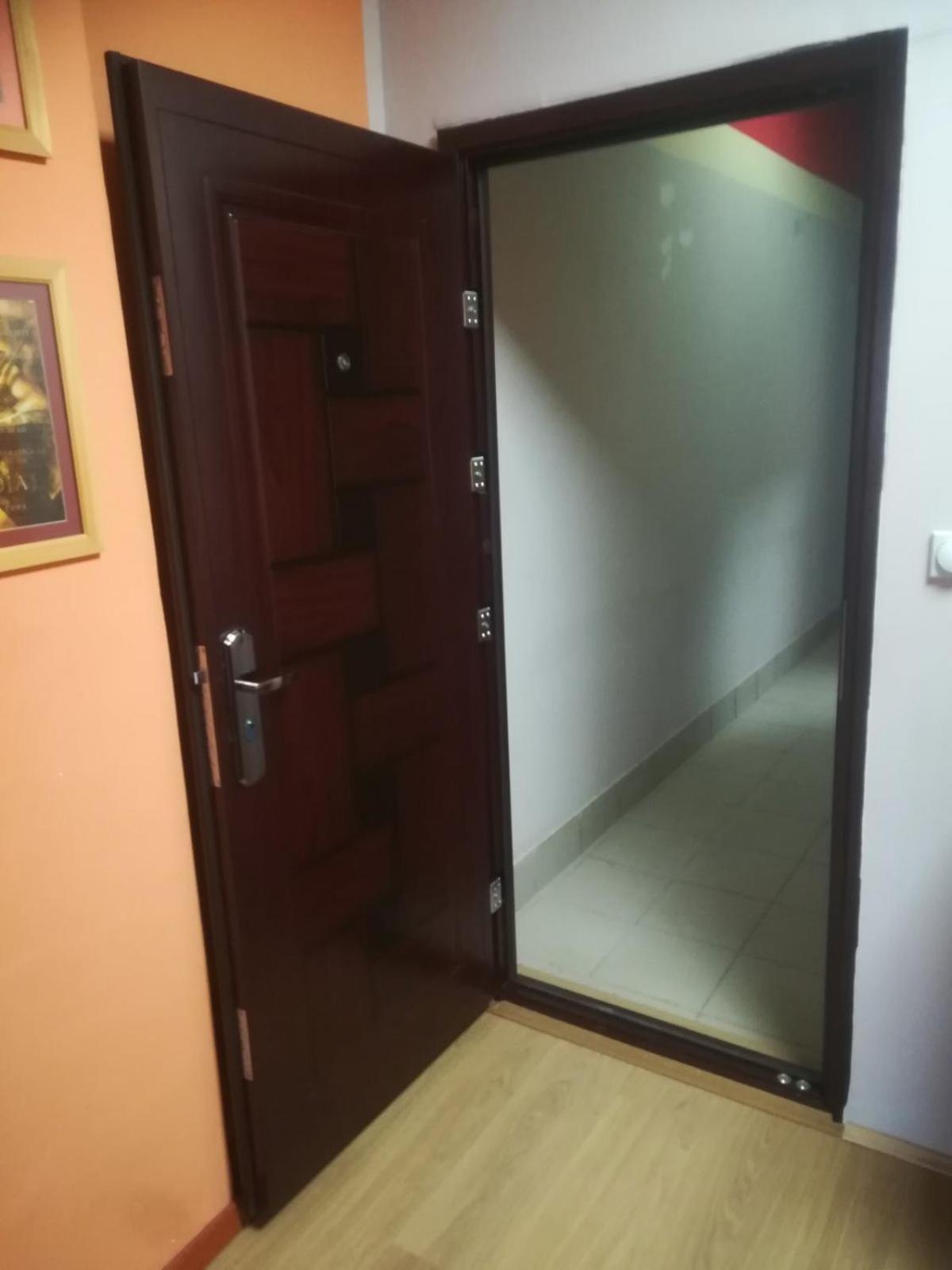 Suvi Centar Apartment Nis Ngoại thất bức ảnh